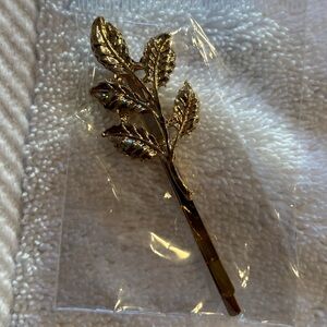 Gold Leaf Bobby Pin